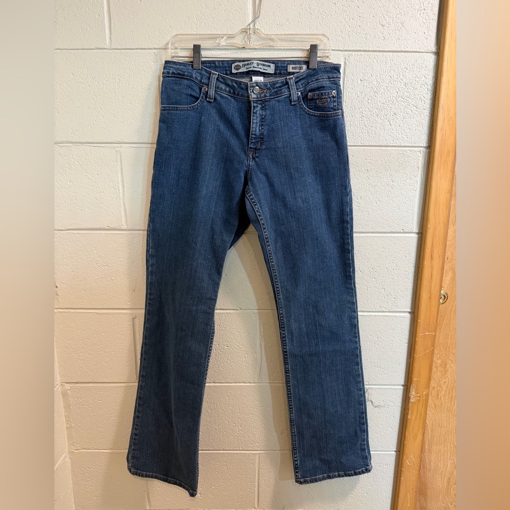 Harley-Davidson Genuine MotorClothes women's jeans in a bootcut style. Size 6